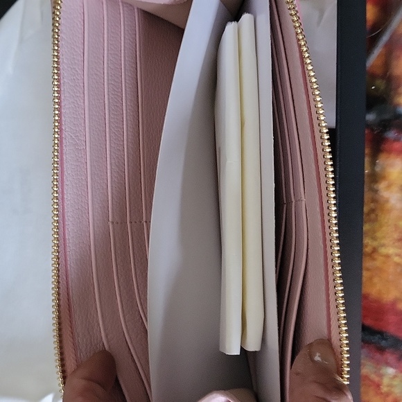 Mcm Hp  limited edition  light grey pink collection large zip around wallet 2025 - Picture 4 of 6